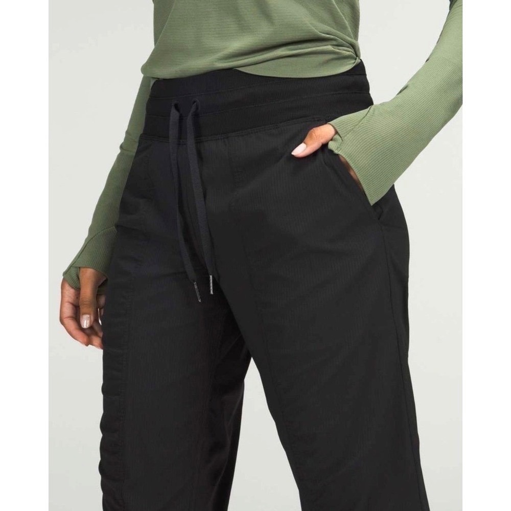 Lululemon Dance Studio Mid Rise Jogger 1st Release Black LW5ENMS Womens Size 6 - Picture 3 of 8